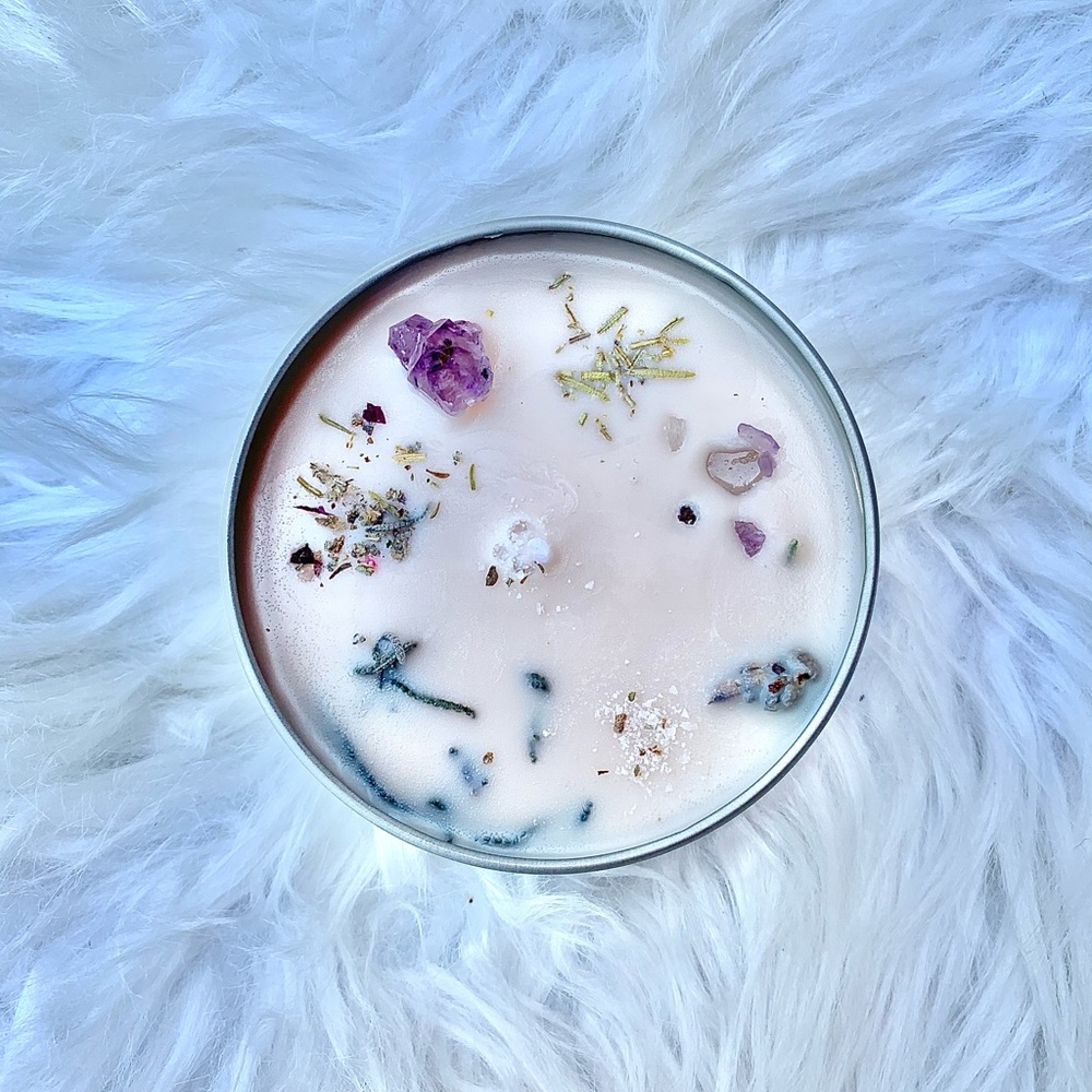 Serenity & Healing Aromatherapy Candle w Amethyst - Picture 13 of 14